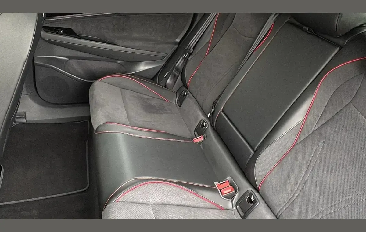 Used VW ID.7 GTX 250 kW (340 HP) 2024 Red Hatchback