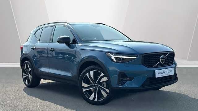 Used 2025 Volvo XC40 Ultra SUV | £36,858 (Expensive) - Image 1/3
