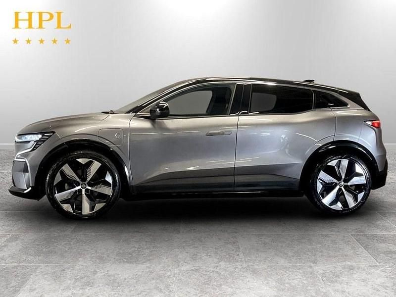 Begagnad Renault Megane E-Tech Techno 161 kW (220 HK) 2023 Grå Halvkombi