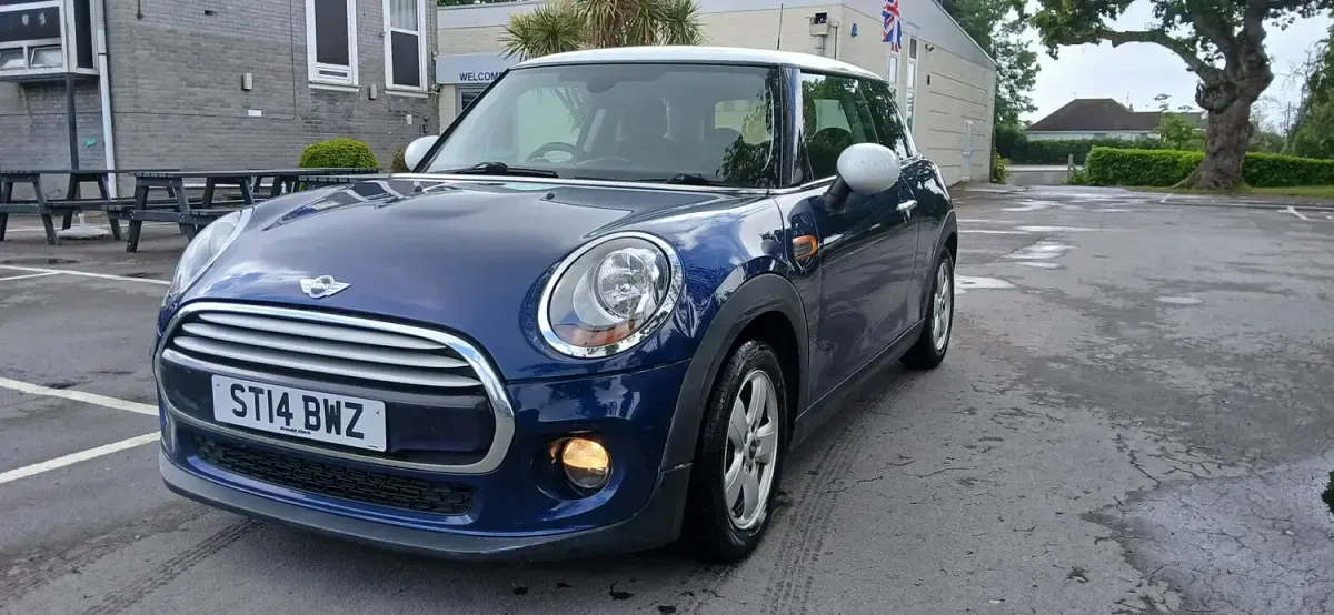 Used Mini Cooper Hatch 136 HP (100 kW) 2014 Blue Hatchback