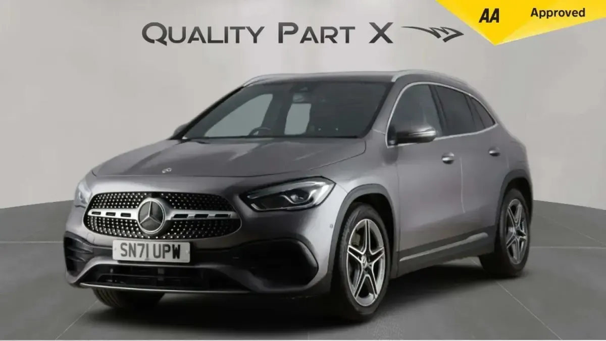 Usado Mercedes GLA250 Executive 224 HP (164 kW) 2021 Cinzento SUV
