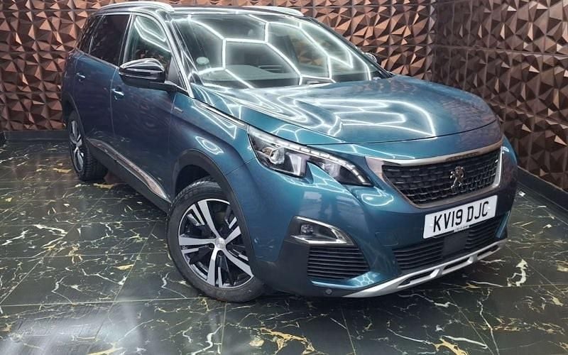 Used Peugeot 5008 GT-line 131 HP (96 kW) 2019 Green Estate