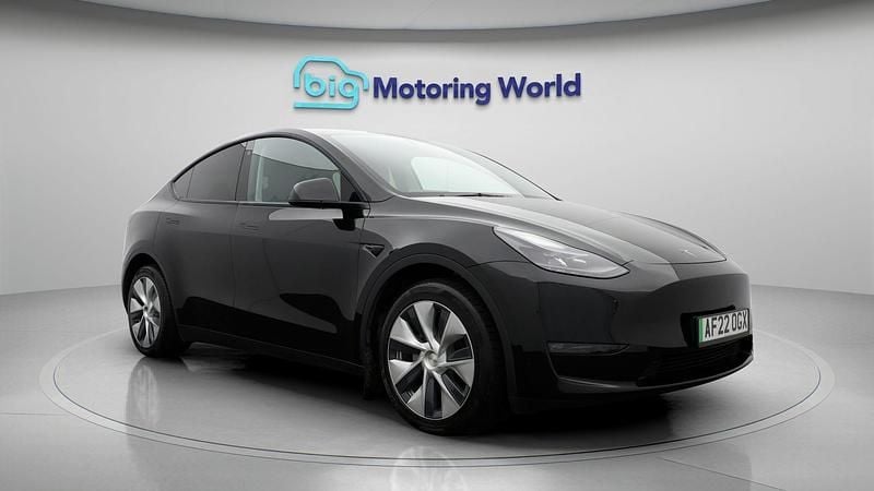 Used Tesla Model Y Long Range AWD 378 kW (514 HP) 2022 Black SUV