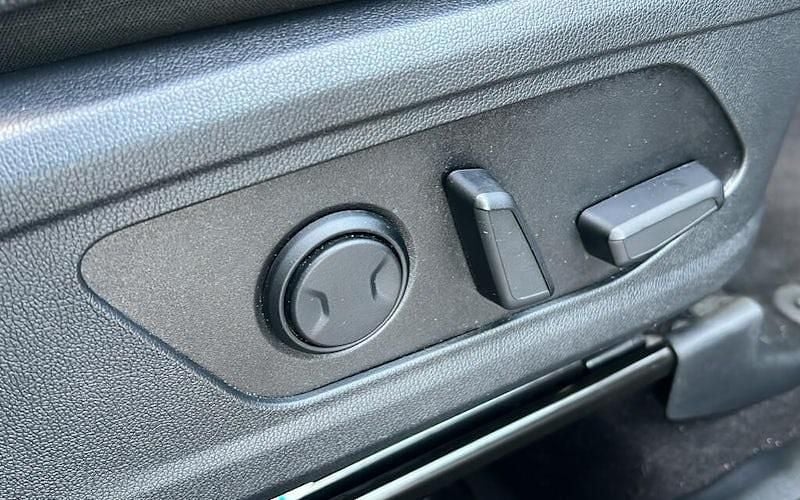 Used 2023 Kia Sorento Vision SUV | £36,999 (Fair price) - Image 1/4