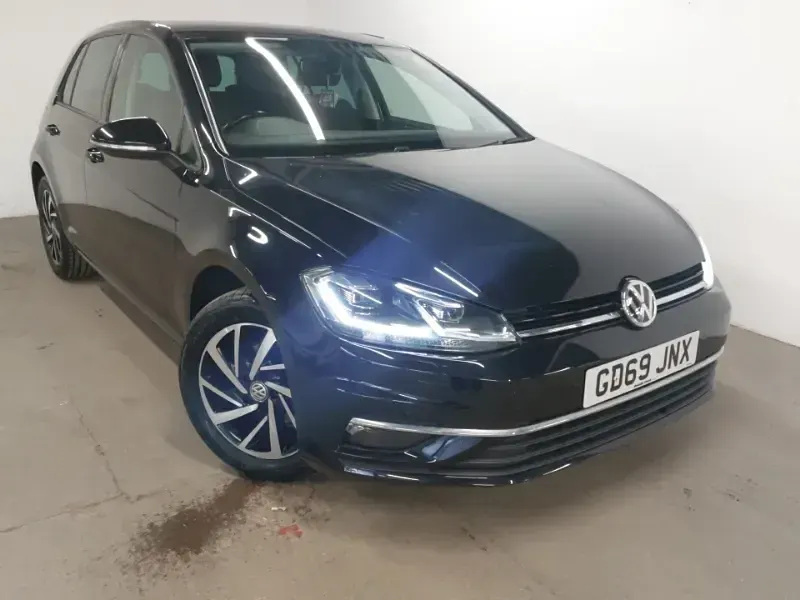 Usado VW Golf VII Edition 115 HP (84 kW) 2019 Preto Citadino