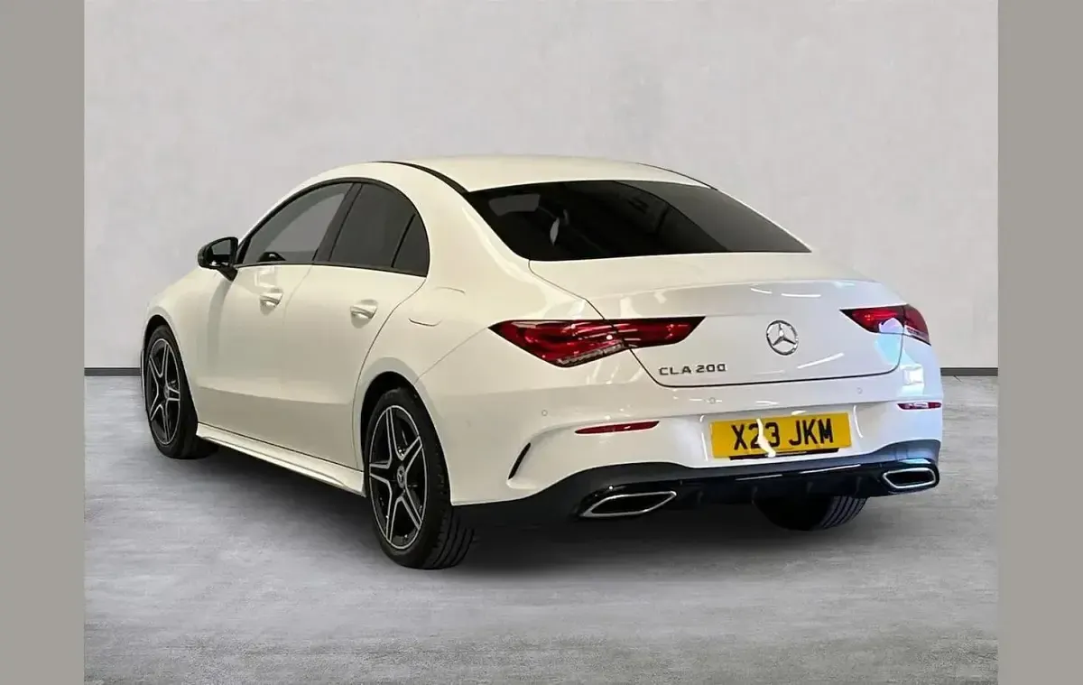 Usado Mercedes CLA200 Executive 161 HP (118 kW) 2023 Branco Coupé