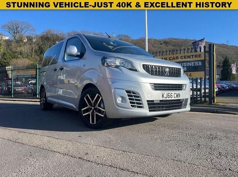 Used Peugeot Traveller 95 HP (69 kW) 2017 Silver MPV