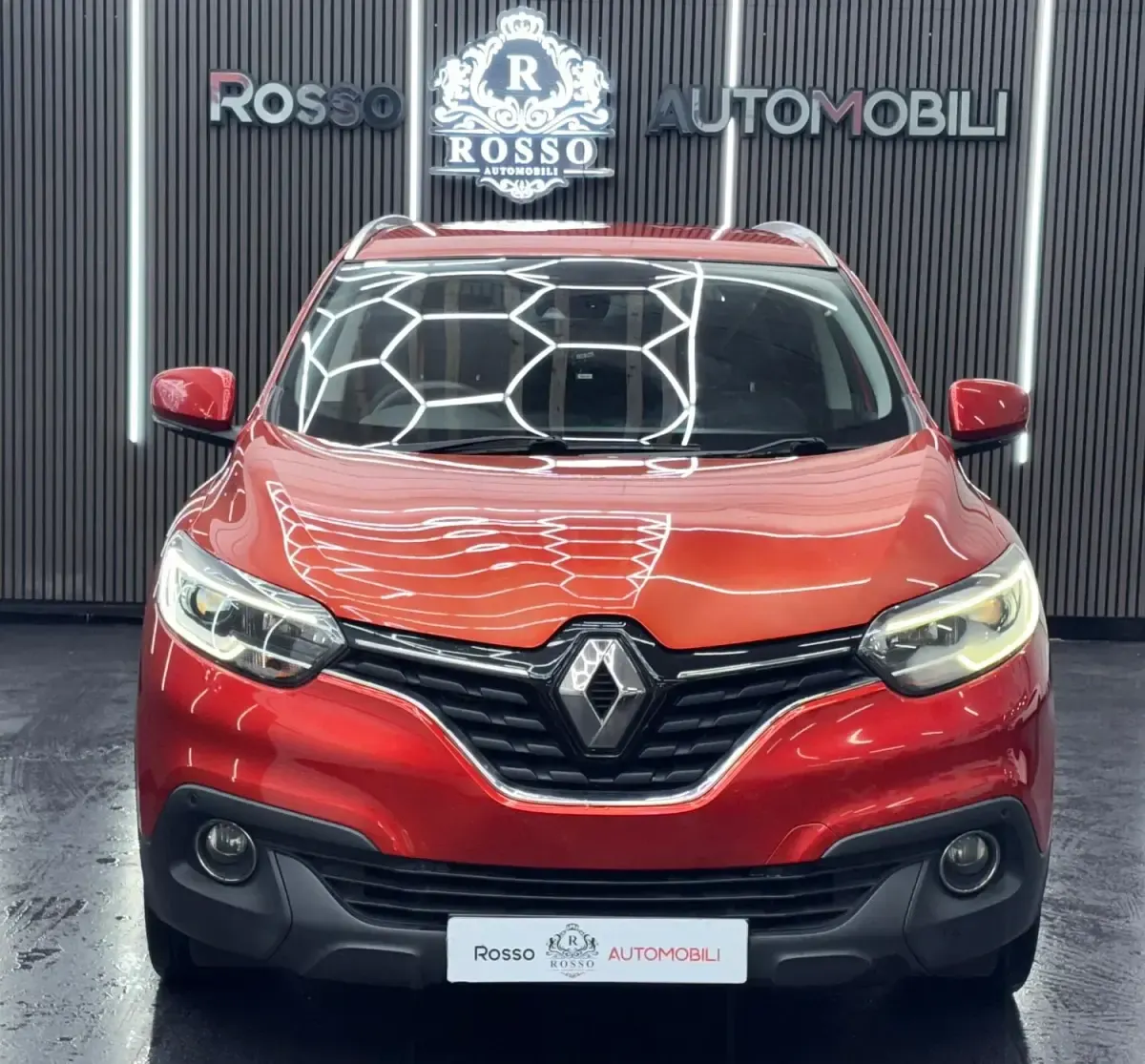 Used Renault Kadjar Dynamique 110 HP (80 kW) 2015 Red SUV