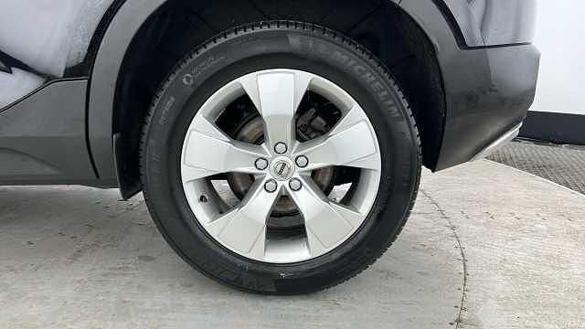 Used Volvo XC40 Momentum 161 HP (118 kW) 2021 Black SUV