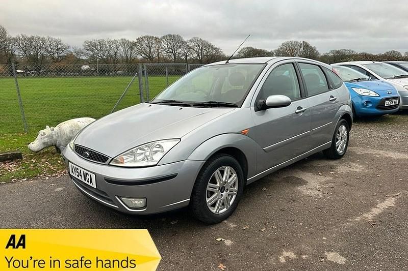 Silver Used 2004 Ford Focus Ghia Hatchback | £3,000 - Image 1/1