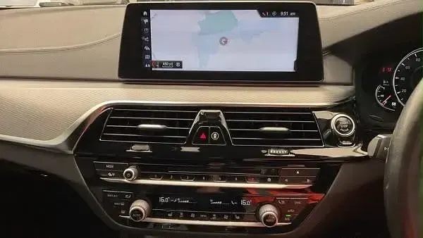 Used BMW 530 M Sport 265 HP (194 kW) 2018 Blue Estate