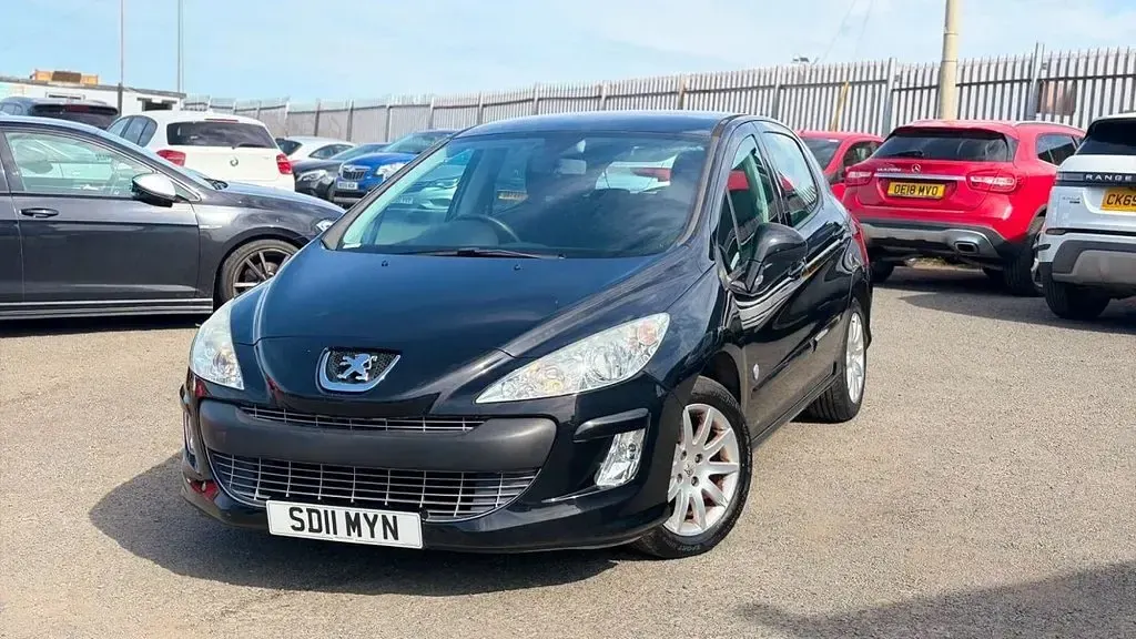 Used Peugeot 308 Envy 120 HP (88 kW) 2011 Black Hatchback