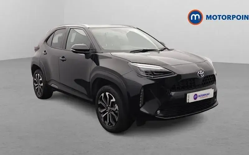 Second-hand Toyota Yaris Hybrid Design 116 CP (85 kW) 2026 Break