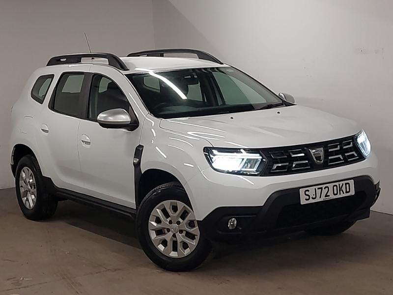 Used Dacia Duster Comfort 100 HP (73 kW) 2023 White SUV
