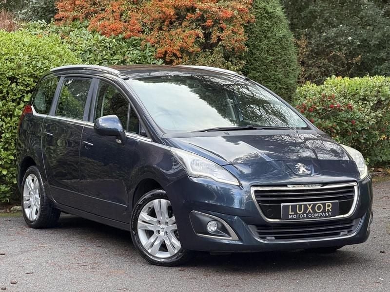 Used Peugeot 5008 Active 2013 Blue MPV