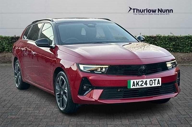 Used 2024 Vauxhall Astra Ultimate Estate | £20,495 (Fair price) - Image 1/1