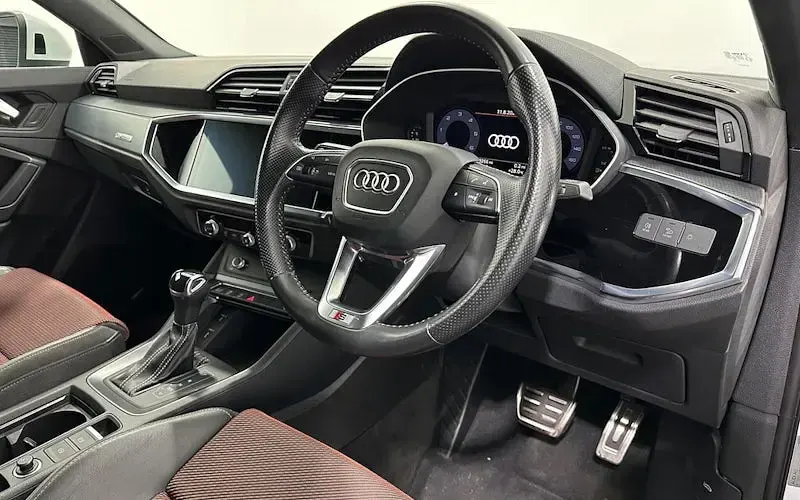Used Audi Q3 S-Line 150 HP (110 kW) 2020 White SUV