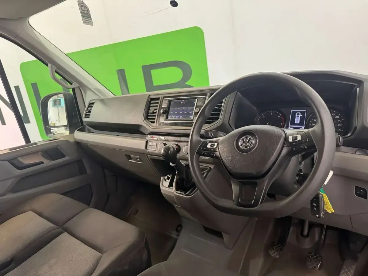 Used VW Crafter Trendline 140 HP (102 kW) 2023 White Van