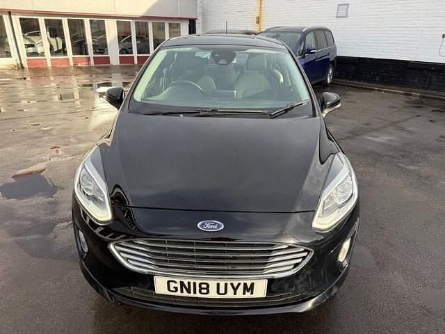 Used Ford Fiesta Zetec 100 HP (73 kW) 2018 Black Hatchback