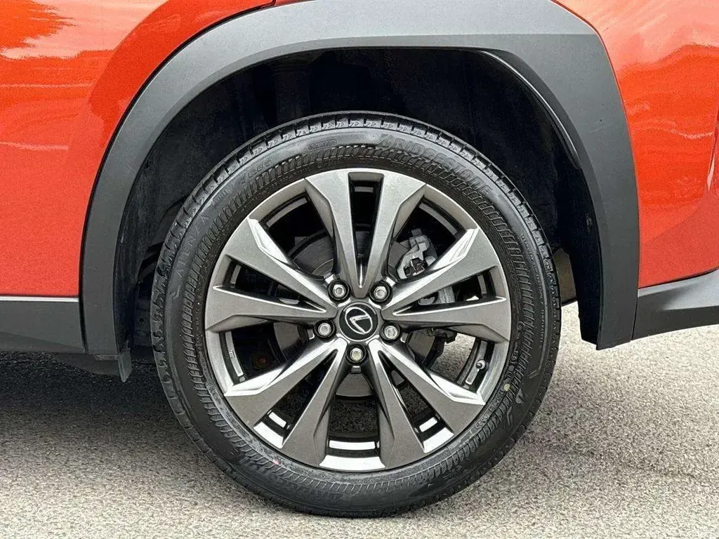 Used Lexus UX 250h Sport Design Packet 180 HP (132 kW) 2023 Orange SUV