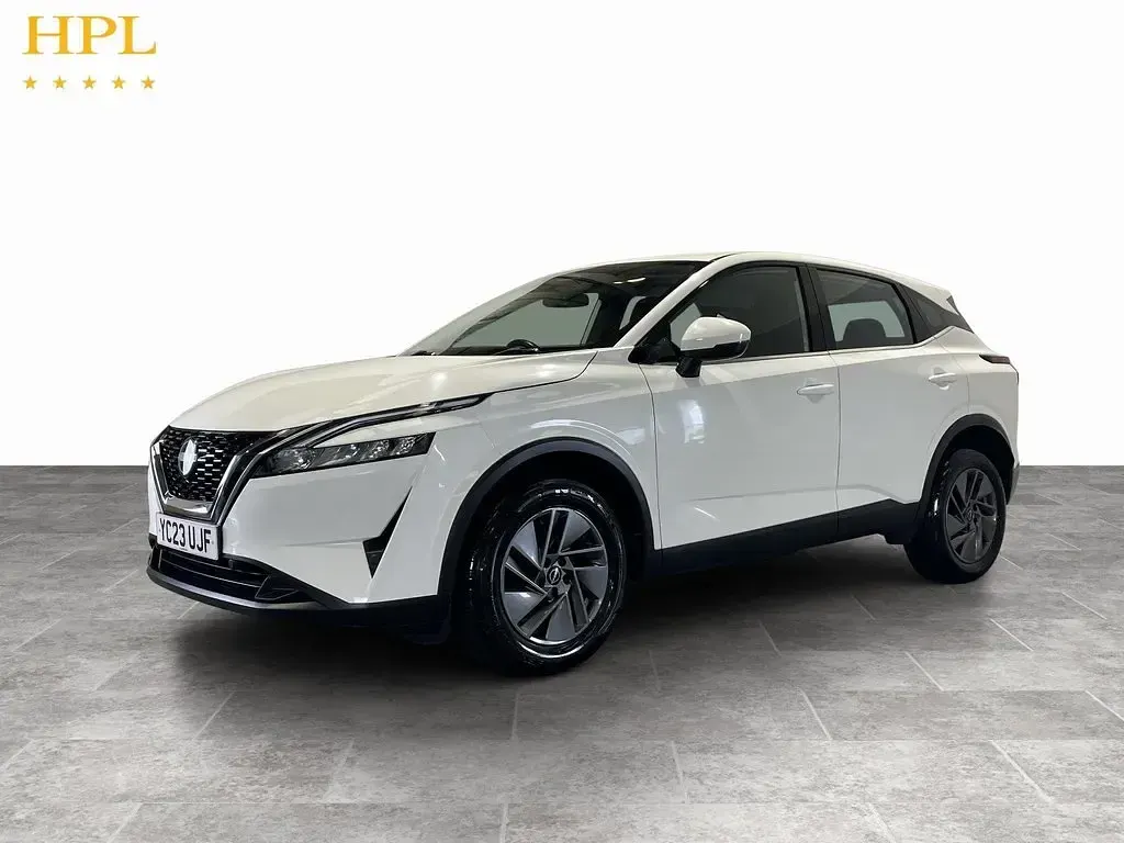 Used Nissan Qashqai Acenta Premium 140 HP (102 kW) 2023 White SUV
