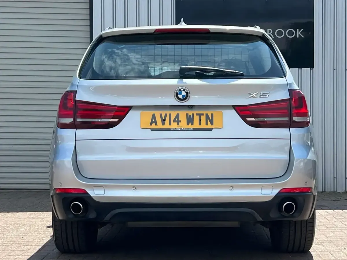 Usado BMW X5 Comfort Edition 218 HP (160 kW) 2014 Prateado SUV