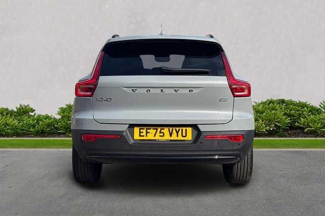 Used Volvo XC40 Plus 163 HP (119 kW) 2025 SUV