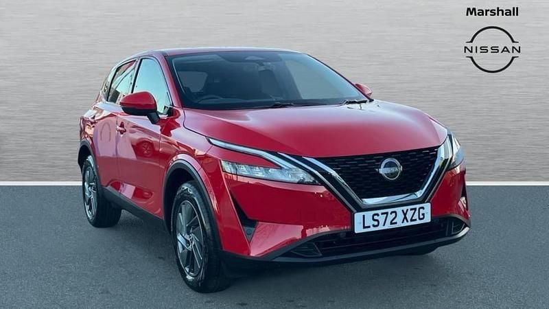 Red Used 2022 Nissan Qashqai Acenta Premium SUV | £15,601 (Super price) - Image 1/4