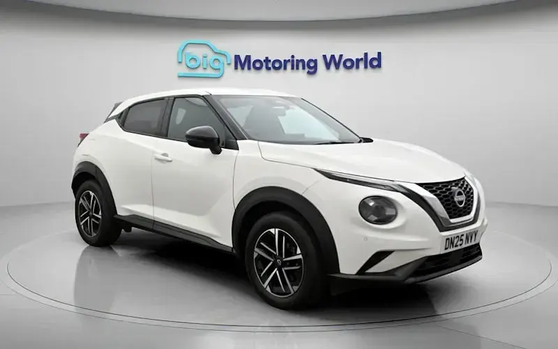 Used Nissan Juke N-Connecta 114 HP (83 kW) 2025 White SUV