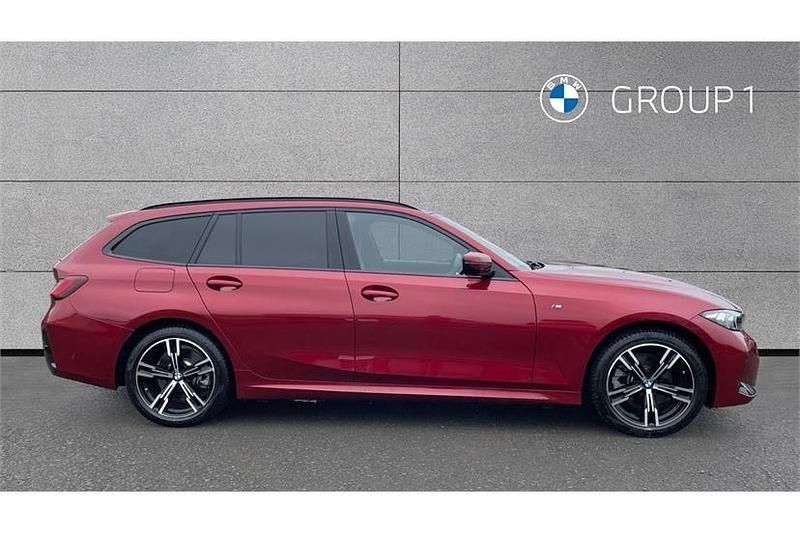 Used BMW 330e M Sport 292 HP (214 kW) 2025 Fire red Estate