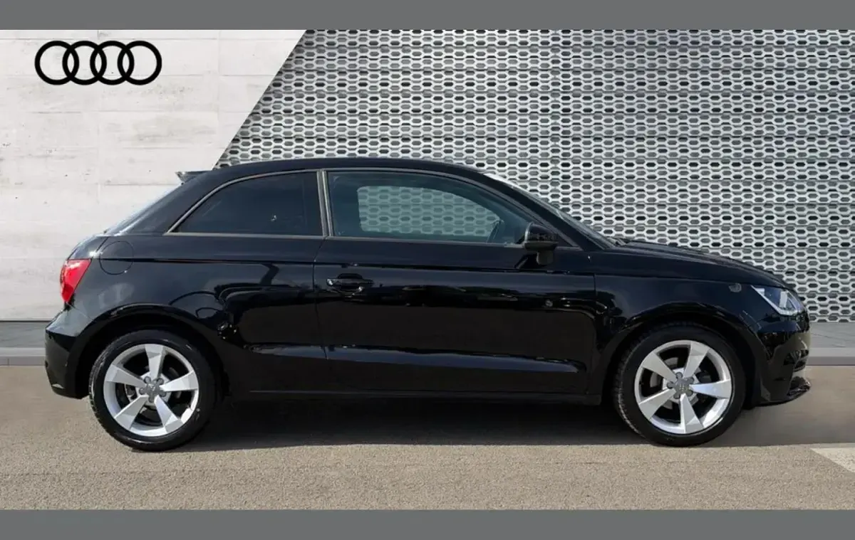 Used Audi A1 Sport 95 HP (69 kW) 2018 Brilliant black Hatchback