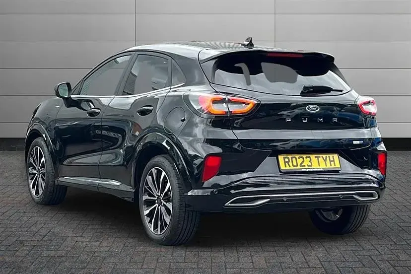 Begagnad Ford Puma ST-Line 155 HK (114 kW) 2023 Svart SUV