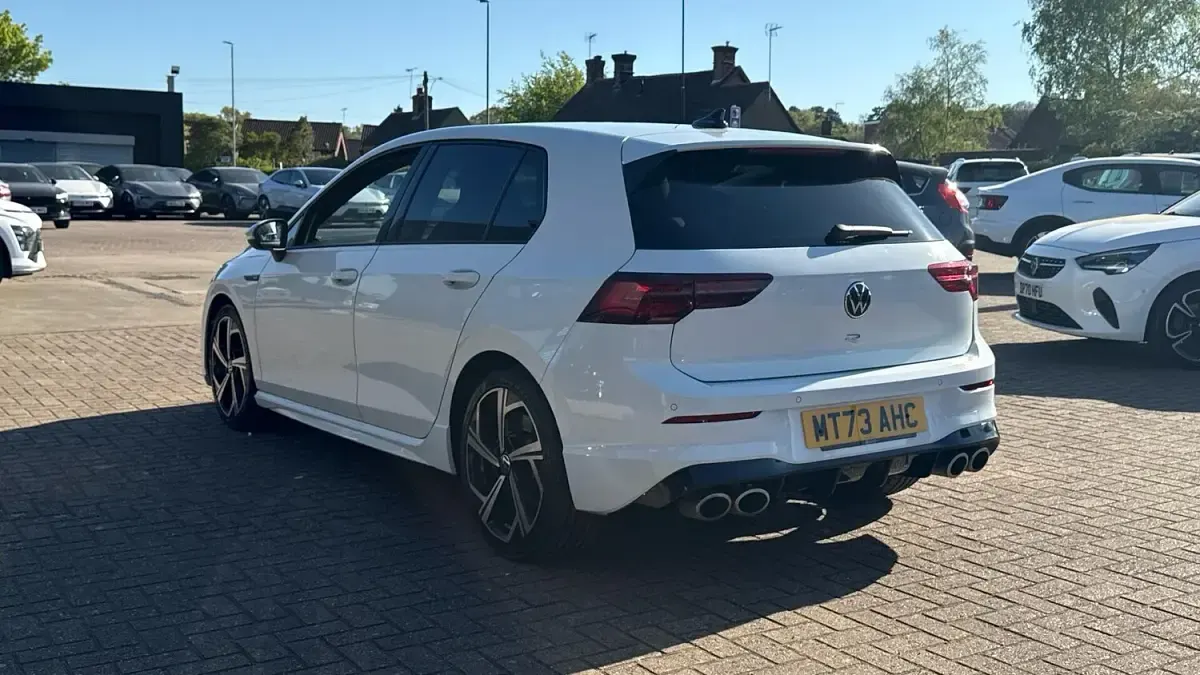 Used VW Golf VIII R 320 HP (235 kW) 2023 White Hatchback