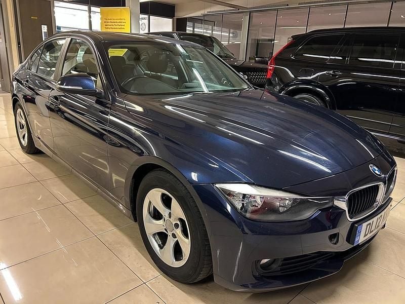 Blue Used 2012 BMW 320 Efficient Dynamics Sedan | £3,890 (Super price) - Image 1/4