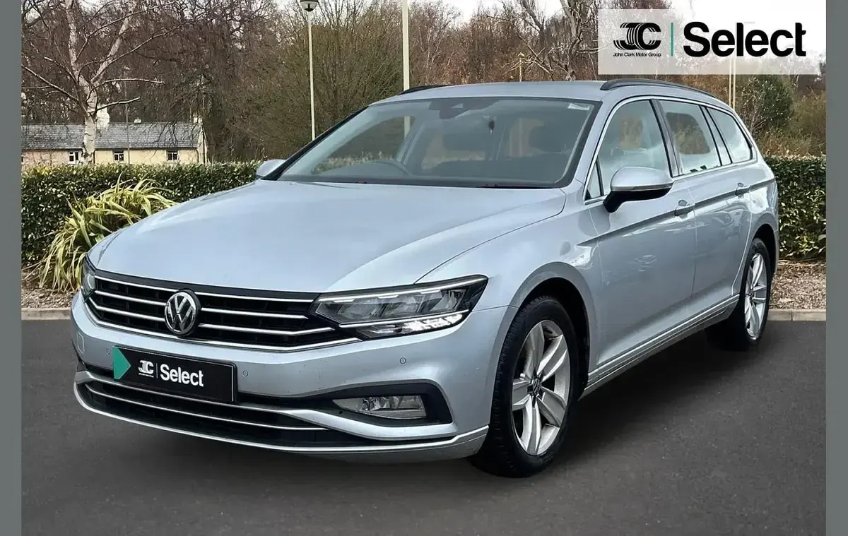 Usado VW Passat SE 147 HP (108 kW) 2020 Prateado Carrinha