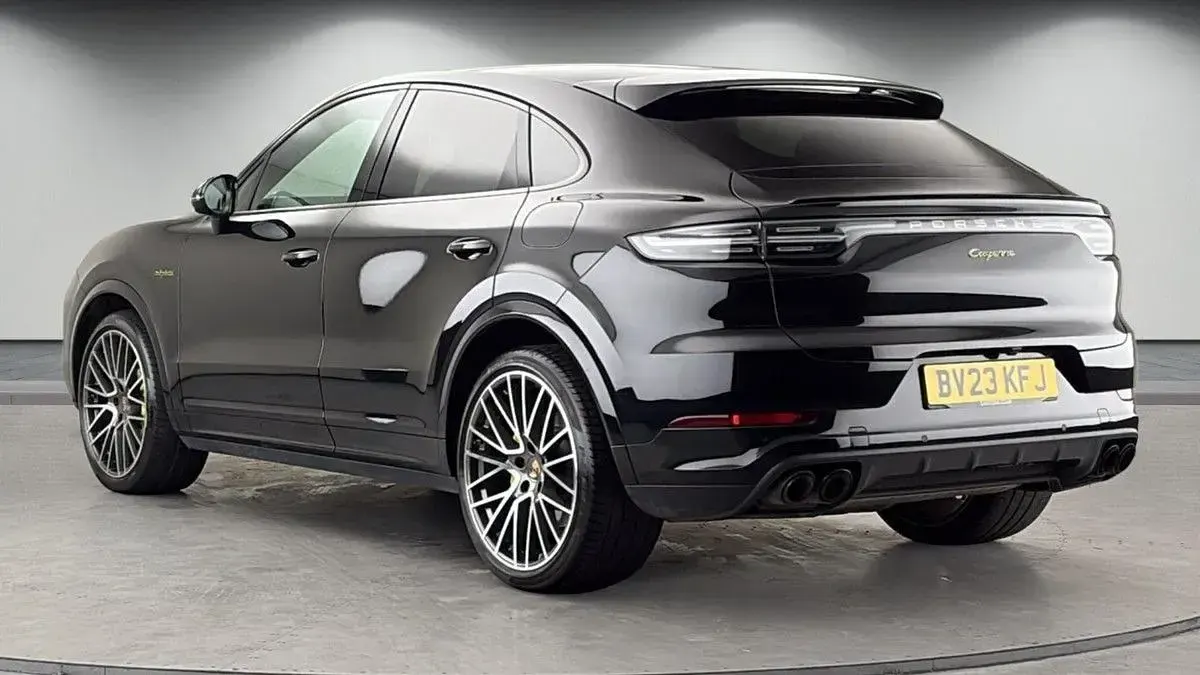 Usado Porsche Cayenne Platinum Edition 2023 Negro SUV