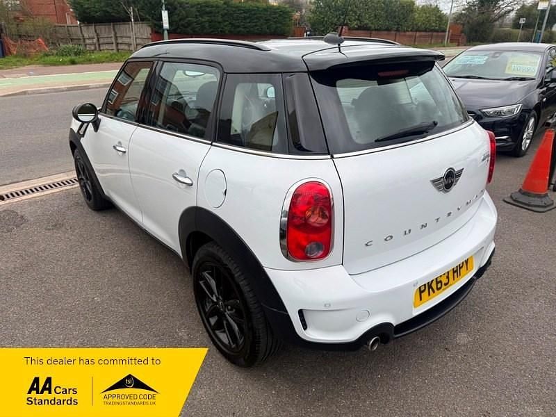 Used Mini Cooper SD Countryman 143 HP (105 kW) 2013 White SUV