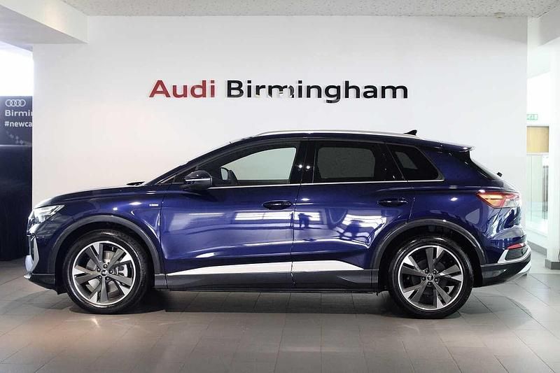 Used Audi Q4 e-tron S-Line 210 kW (286 HP) 2025 Navarra blue SUV