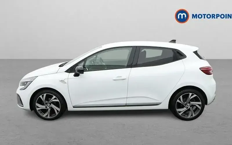 Used Renault Clio RS Line 90 HP (66 kW) 2023 White Hatchback
