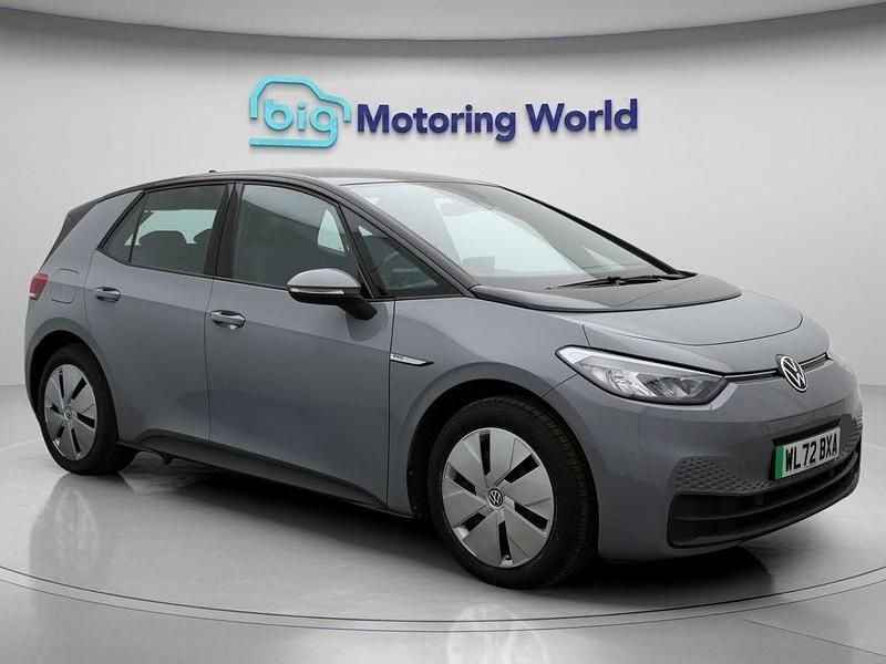 Grey Used 2022 VW ID.3 Pro Hatchback | £15,500 (Good price) - Image 1/4