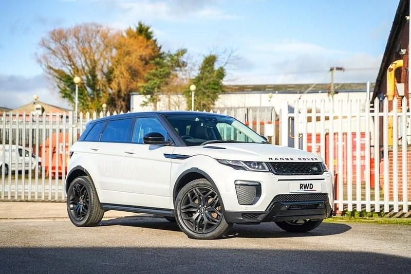 Used Land Rover Range Rover evoque HSE Dynamic 180 HP (132 kW) 2015 Hatchback