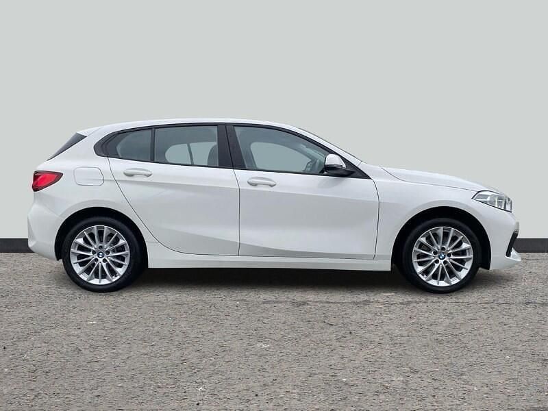 Used BMW 116 Comfort Edition 114 HP (83 kW) 2024 White Hatchback