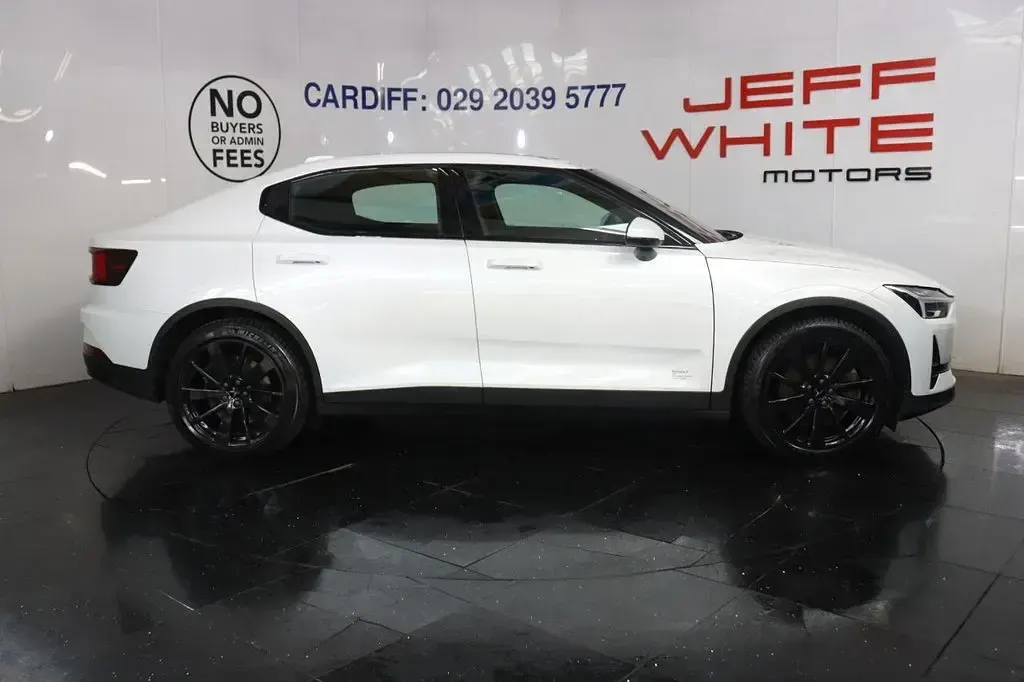 Used Polestar 2 Pilot 309 kW (421 HP) 2021 White Hatchback