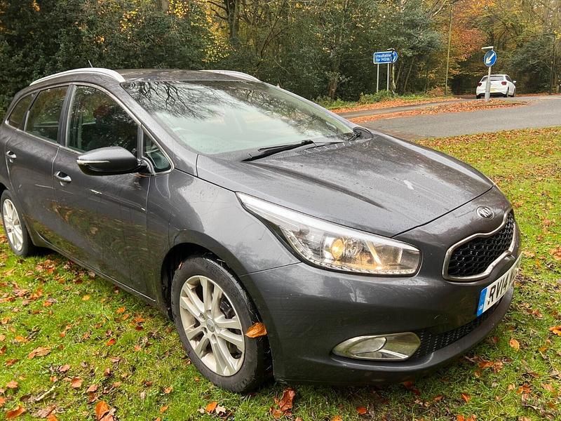 Used Kia Ceed 2014 Silver Hatchback