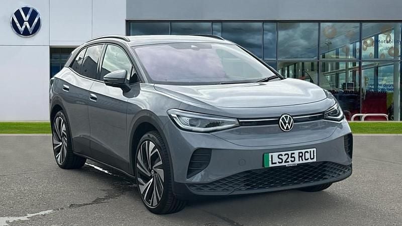 Moonstone grey New 2025 VW ID.4 Pro SUV | £30,598 (Fair price) - Image 1/4