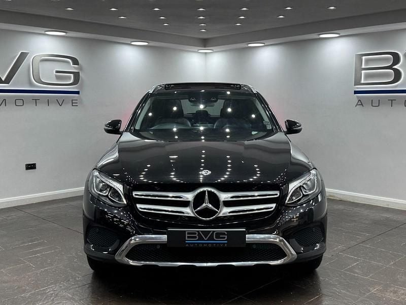 Used Mercedes GLC220 Premium 170 HP (125 kW) 2017 Black Estate