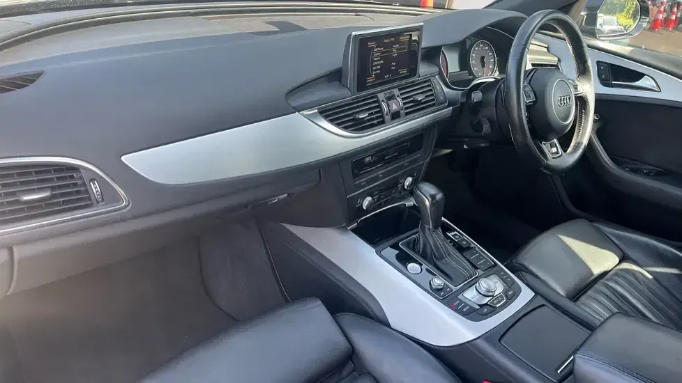 Used Audi A6 S-Line 190 HP (139 kW) 2018 Black Estate