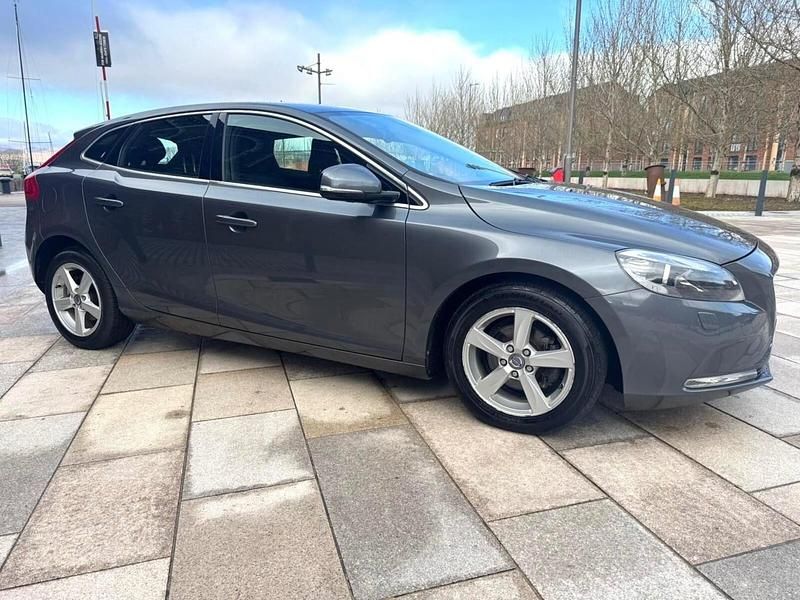 Used Volvo V40 SE 2013 Grey Hatchback