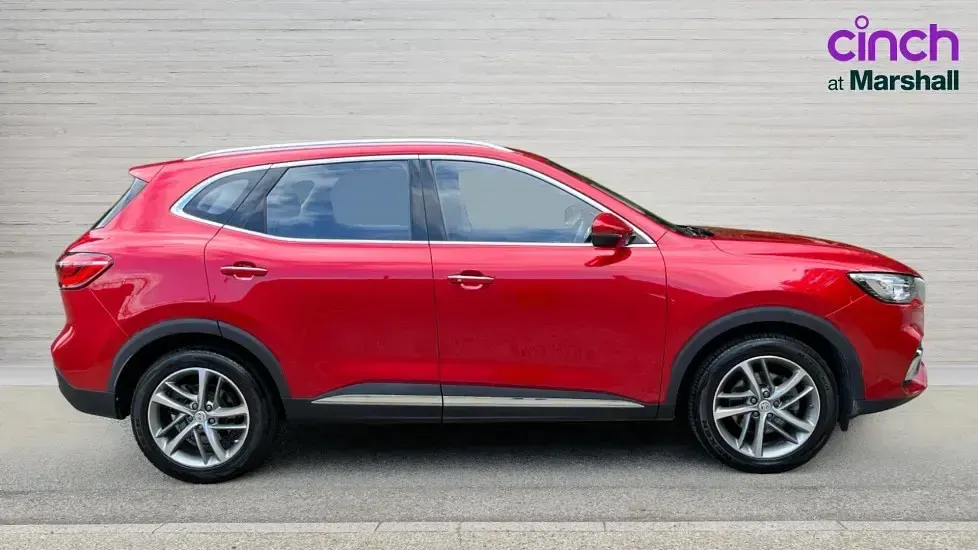 Used MG HS Exclusive 162 HP (119 kW) 2022 Red SUV