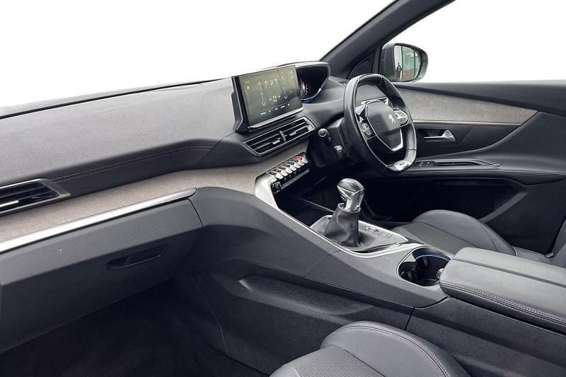 Used Peugeot 5008 GT-line 129 HP (94 kW) 2022 Grey SUV